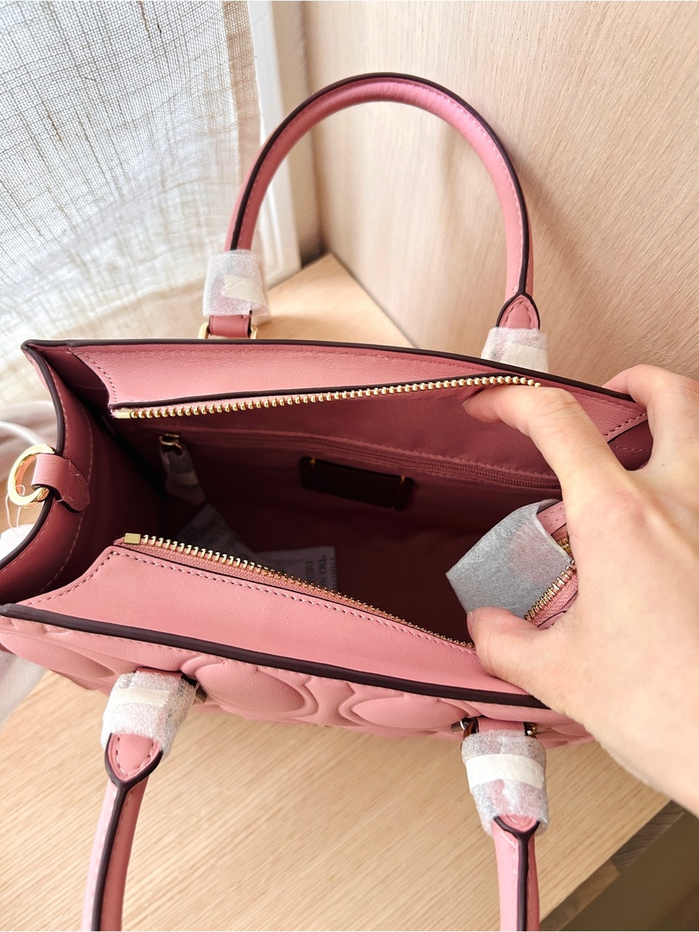 NWT💗Coach Maggie Small Tote Bag
In Signature Leather Pink Petal CY670 Satchel - Picture 5 of 10